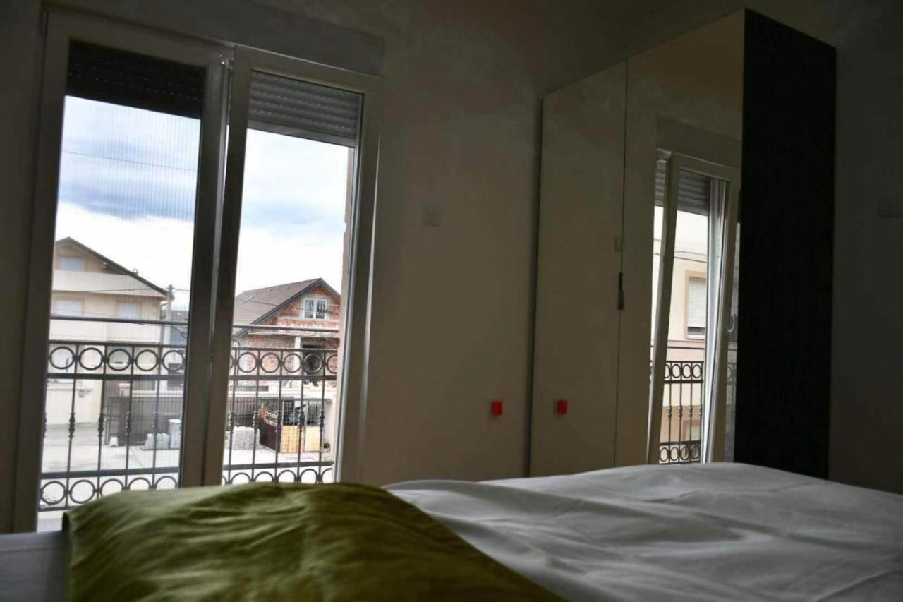 Asuka Apartmani 飞鸟客 Surčin Esterno foto