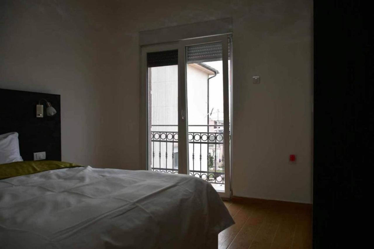 Asuka Apartmani 飞鸟客 Surčin Esterno foto