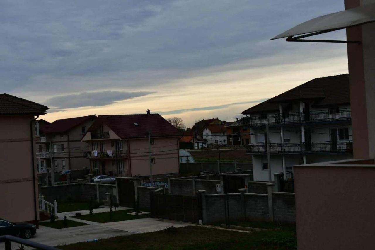 Asuka Apartmani 飞鸟客 Surčin Esterno foto