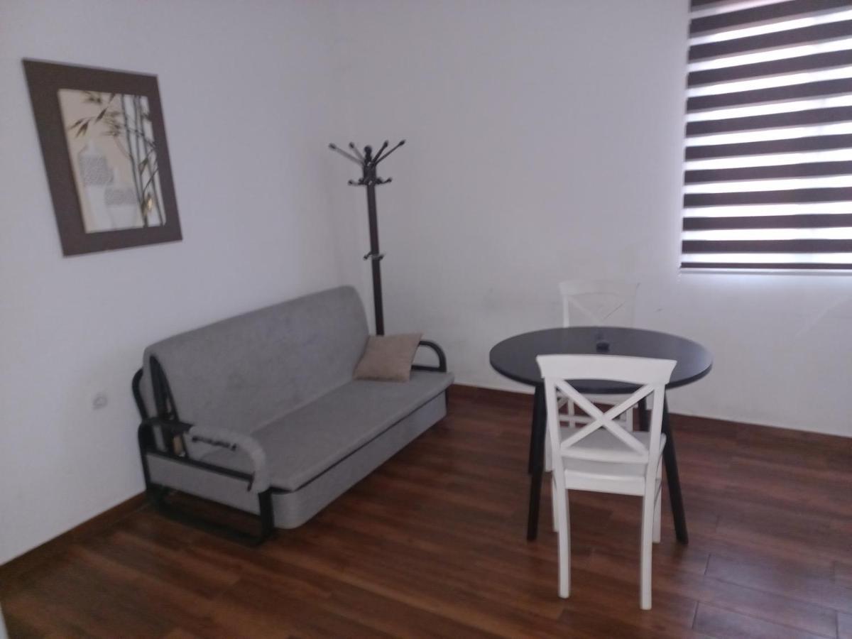 Asuka Apartmani 飞鸟客 Surčin Esterno foto