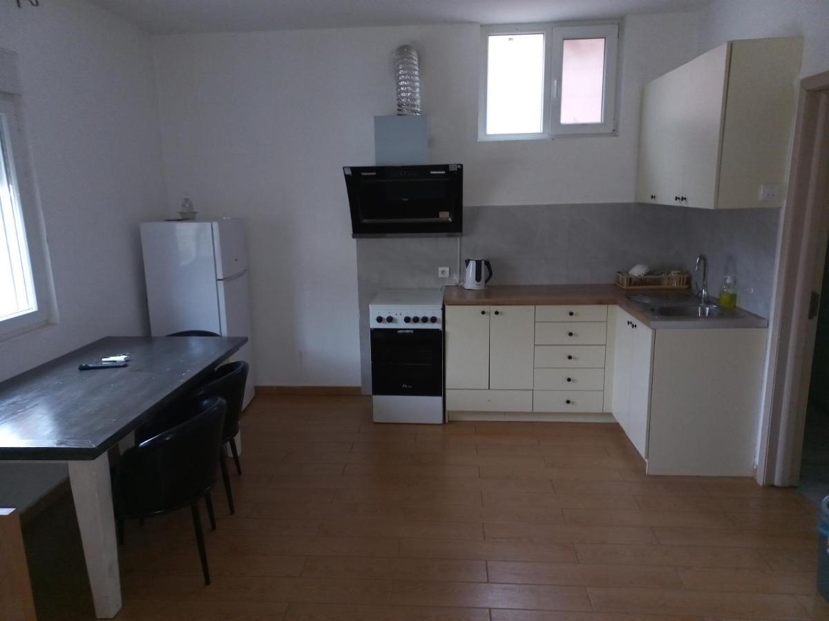 Asuka Apartmani 飞鸟客 Surčin Esterno foto