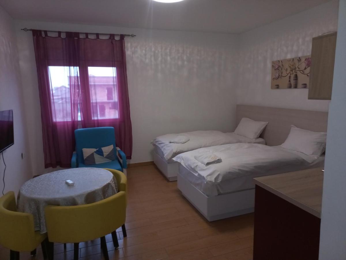 Asuka Apartmani 飞鸟客 Surčin Esterno foto